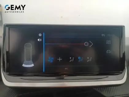 Photo 21 Peugeot 208  Hybrid 110 e-DCS6