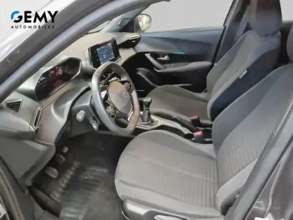 Photo 42 Peugeot 2008  PureTech 100 S&S BVM6