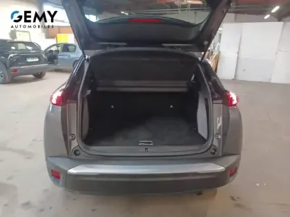 Photo 39 Peugeot 2008  PureTech 100 S&S BVM6