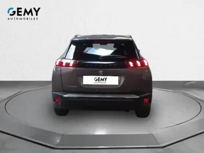 Photo 21 Peugeot 2008  PureTech 100 S&S BVM6