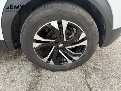 Photo 10 Peugeot 2008  Electrique 136 ch