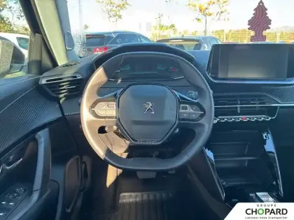 Photo 15 Peugeot 2008  Electrique 136 ch