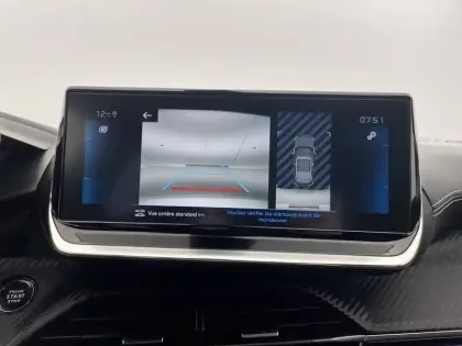 Photo 57 Peugeot 2008  PureTech 130 S&S BVM6