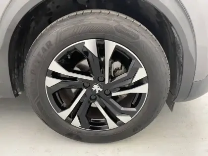 Photo 43 Peugeot 2008  PureTech 130 S&S BVM6