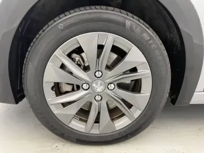 Photo 16 Peugeot 208  Electrique 50 kWh 136ch