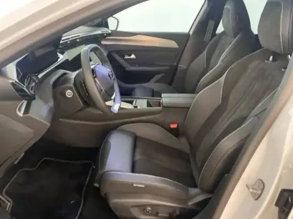 Photo 6 Peugeot 408  Electrique 58 kWh 210ch