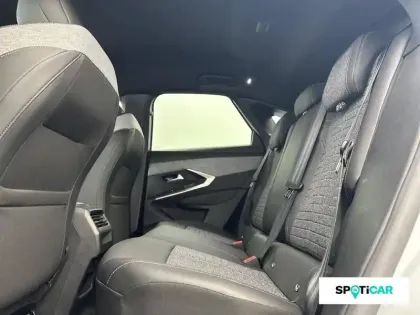 Photo 8 Peugeot 3008  Hybrid 145 e-DCS6