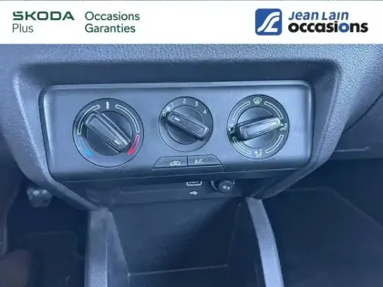 Photo 19 Skoda Fabia  1.0 MPI 60 ch BVM5