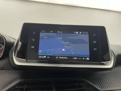 Photo 19 Peugeot 2008  PureTech 100 S&S BVM6