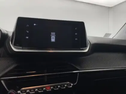 Photo 25 Peugeot 2008  PureTech 100 S&S BVM6