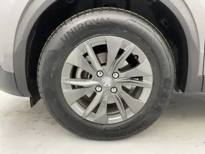 Photo 16 Peugeot 2008  PureTech 100 S&S BVM6