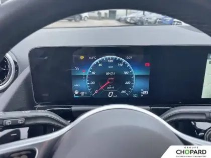 Photo 16 Mercedes Classe B  180 d 8G-DCT