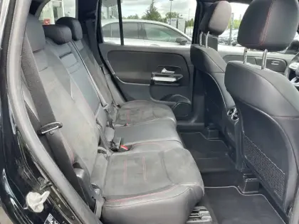 Photo 14 Mercedes GLB  200 d 8G-DCT