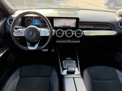 Photo 46 Mercedes GLB  200 d 8G-DCT