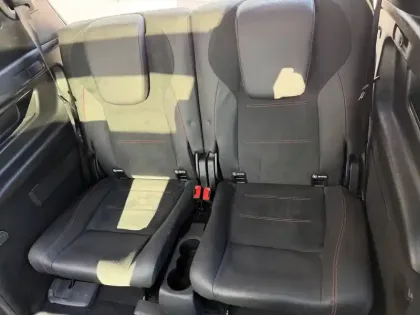 Photo 54 Mercedes GLB  200 d 8G-DCT