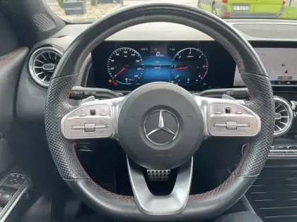 Photo 26 Mercedes GLB  200 d 8G-DCT