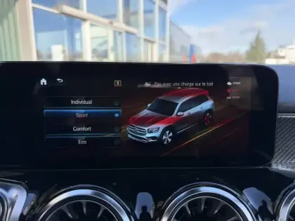 Photo 64 Mercedes GLB  200 d 8G-DCT