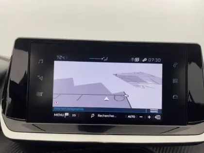 Photo 18 Peugeot 208  BLUEHDI 100 S&S BVM6