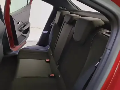 Photo 11 Opel Mokka  Electrique 136 ch & Batterie 50 kWh