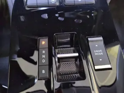 Photo 13 Opel Mokka  Electrique 136 ch & Batterie 50 kWh