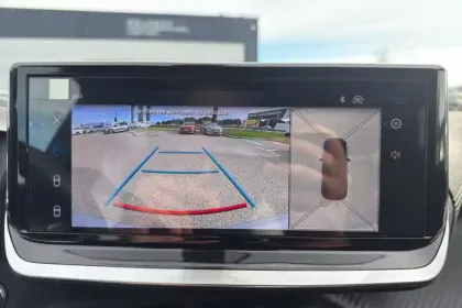 Photo 14 Peugeot 2008  Hybrid 145 e-DCS6