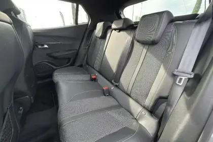 Photo 9 Peugeot 2008  Hybrid 145 e-DCS6