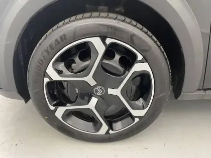 Photo 16 Citroën C3  Turbo 100 ch BVM6