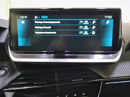 Photo 22 Peugeot 2008  PureTech 130 S&S EAT8