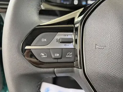 Photo 13 Peugeot 308  Hybrid 145 e-DCS6