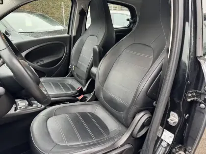 Photo 44 Smart Forfour  82 ch