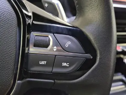 Photo 29 Peugeot 2008  PureTech 130 S&S EAT8