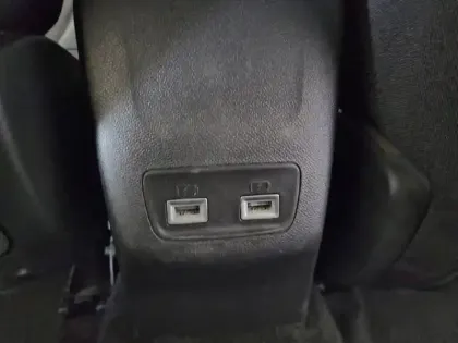 Photo 32 Peugeot 2008  PureTech 130 S&S EAT8