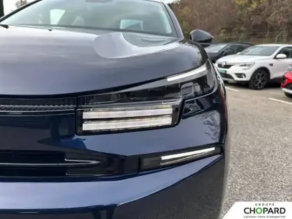 Photo 21 Citroën C4  Hybride 136 e-DCS6