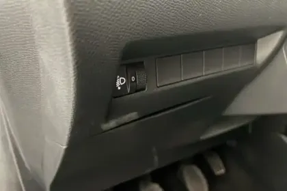 Photo 16 Peugeot 208  100 S&S BVM6