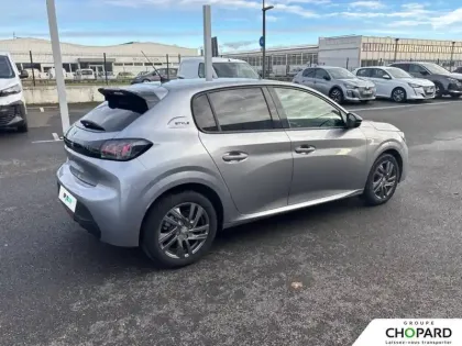 Photo 25 Peugeot 208  PureTech 100 S&S EAT8