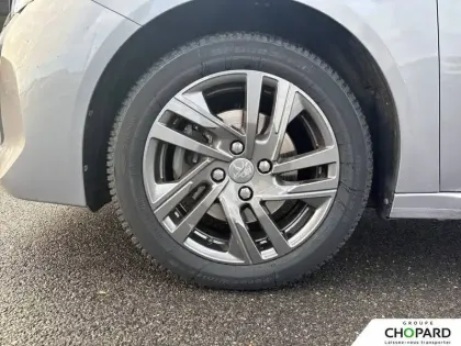 Photo 20 Peugeot 208  PureTech 100 S&S EAT8