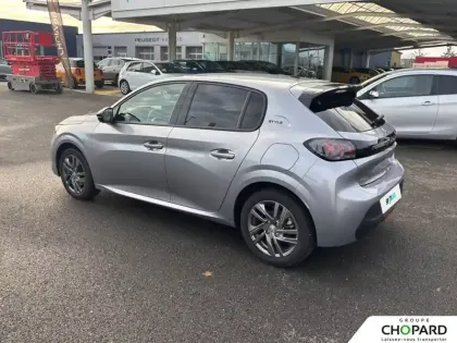 Photo 29 Peugeot 208  PureTech 100 S&S EAT8