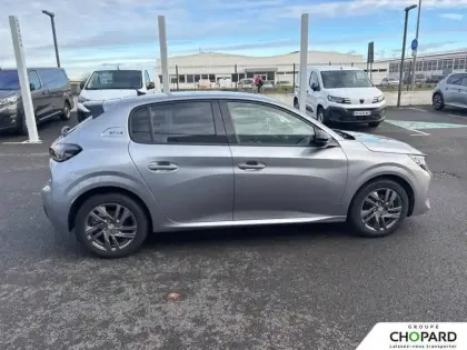 Photo 30 Peugeot 208  PureTech 100 S&S EAT8