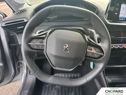 Photo 15 Peugeot 208  PureTech 100 S&S EAT8