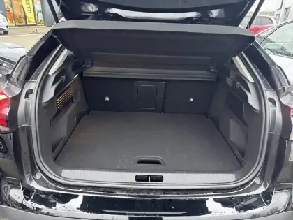 Photo 5 Citroën C4 e- 136 ch Automatique