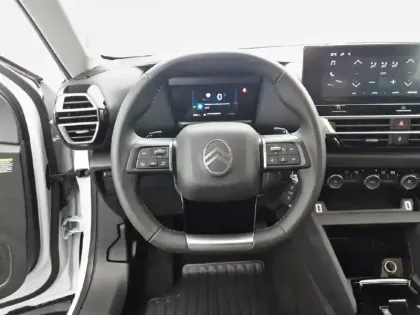 Photo 8 Citroën C4  Hybride 136 e-DCS6