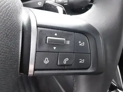 Photo 20 Citroën C4  Hybride 136 e-DCS6