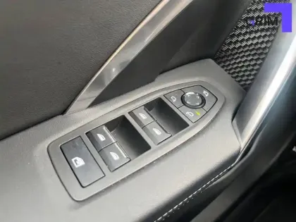 Photo 19 BMW X2 i eDrive20 204ch BVA