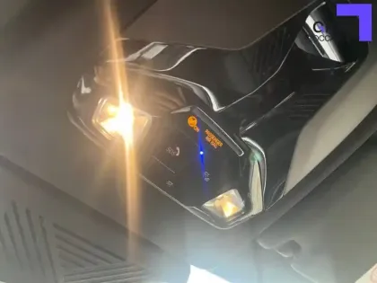 Photo 23 BMW X2 i eDrive20 204ch BVA