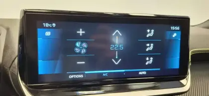 Photo 28 Peugeot 2008  PureTech 130 S&S BVM6