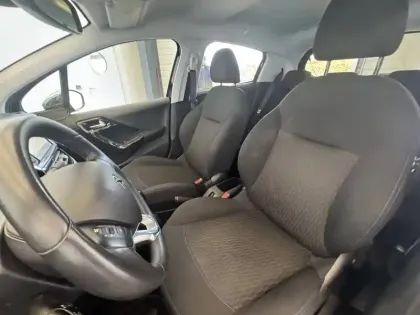 Photo 8 Peugeot 208  PureTech 82ch S&S BVM5