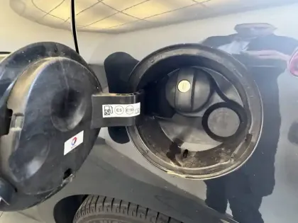 Photo 38 Peugeot 208  PureTech 82ch S&S BVM5