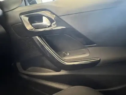 Photo 26 Peugeot 208  PureTech 82ch S&S BVM5