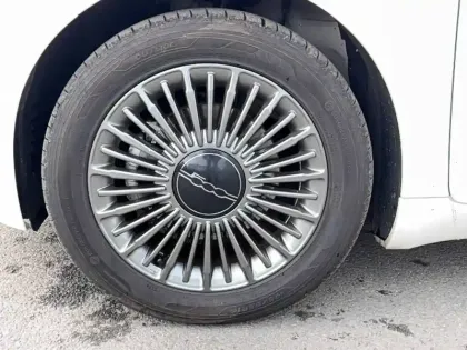 Photo 33 Fiat 500  e 118 ch