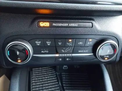 Photo 31 Ford Kuga  2.5 Duratec 190 ch FlexiFuel FHEV E85 Powershift